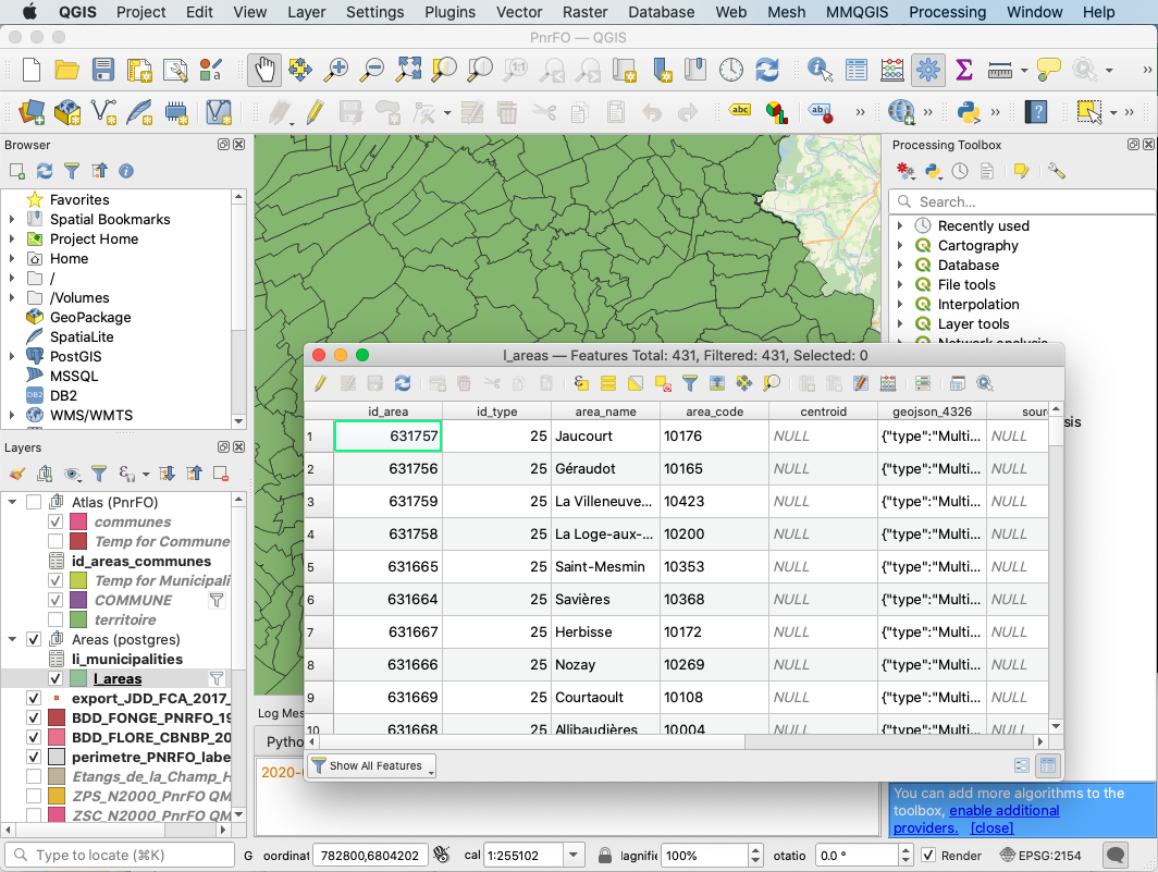 QGIS ref_geo.l_areas